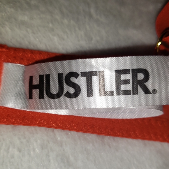 HUSTLER HOLLYWOOD SUPER SEXY RED BRA SZ 36B - Picture 6 of 7